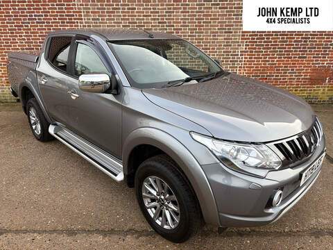 No Standard Specification or Optional Extras.