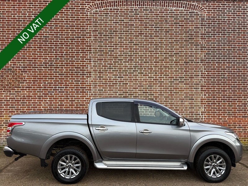 Mitsubishi No Standard Specification or Optional Extras.