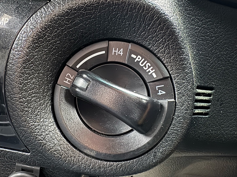 Toyota 2.8 D-4D Invincible X Pickup Double Cab 4dr Diesel Auto 4WD Euro 6 (s/s) (204 ps)