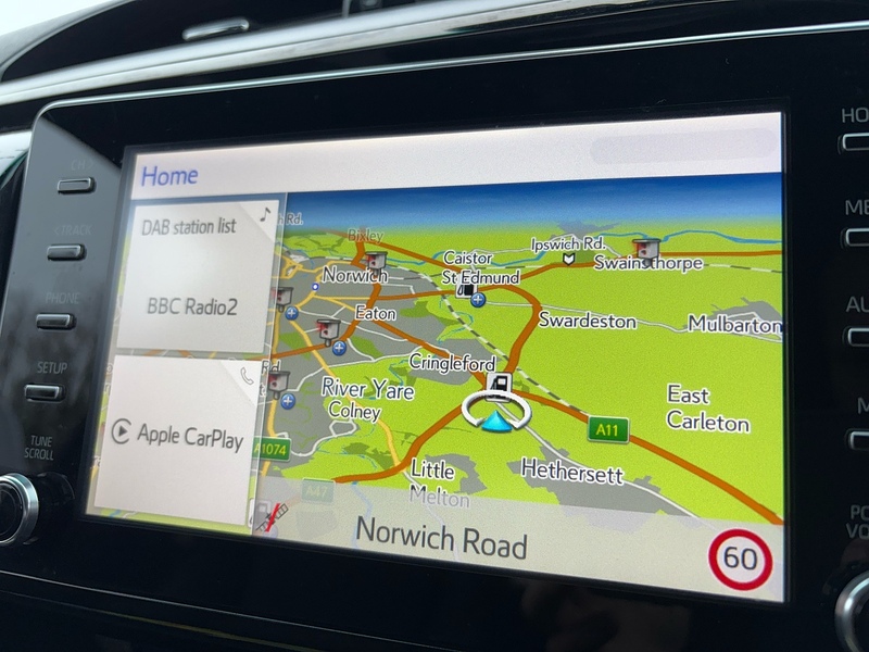 Toyota 2.8 D-4D Invincible X Pickup Double Cab 4dr Diesel Auto 4WD Euro 6 (s/s) (204 ps)