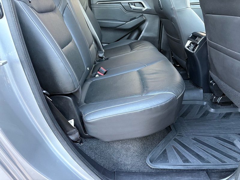 Isuzu 1.9 TD DL40 Pickup Double Cab 4dr Diesel Auto 4WD Euro 6 (s/s) (164 ps)