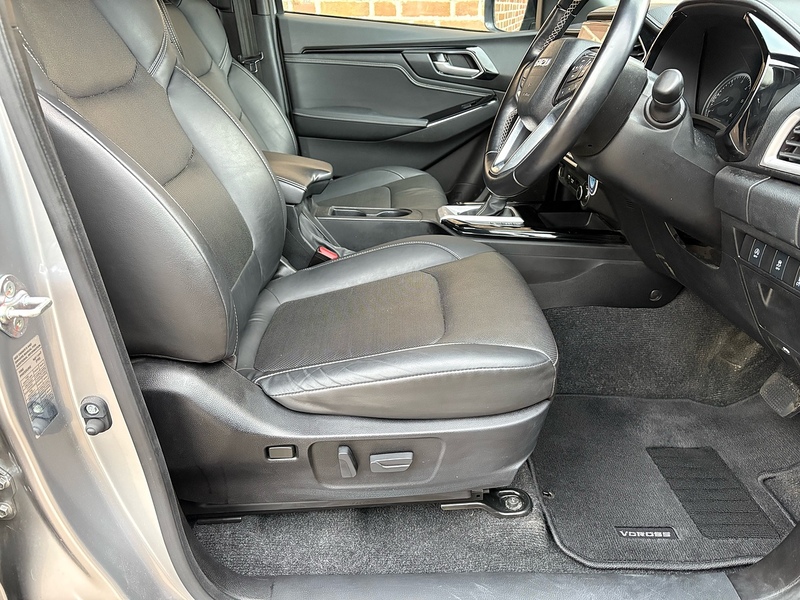 Isuzu 1.9 TD V-Cross Pickup Double Cab 4dr Diesel Auto 4WD Euro 6 (s/s) (164 ps)