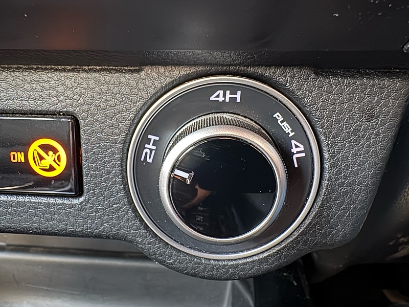 Isuzu 1.9 TD V-Cross Pickup Double Cab 4dr Diesel Auto 4WD Euro 6 (s/s) (164 ps)