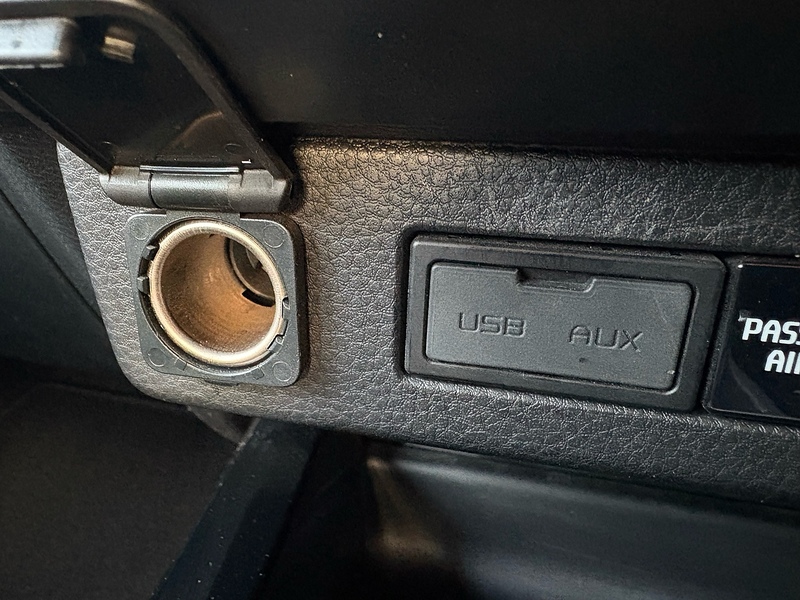 Isuzu 1.9 TD V-Cross Pickup Double Cab 4dr Diesel Auto 4WD Euro 6 (s/s) (164 ps)