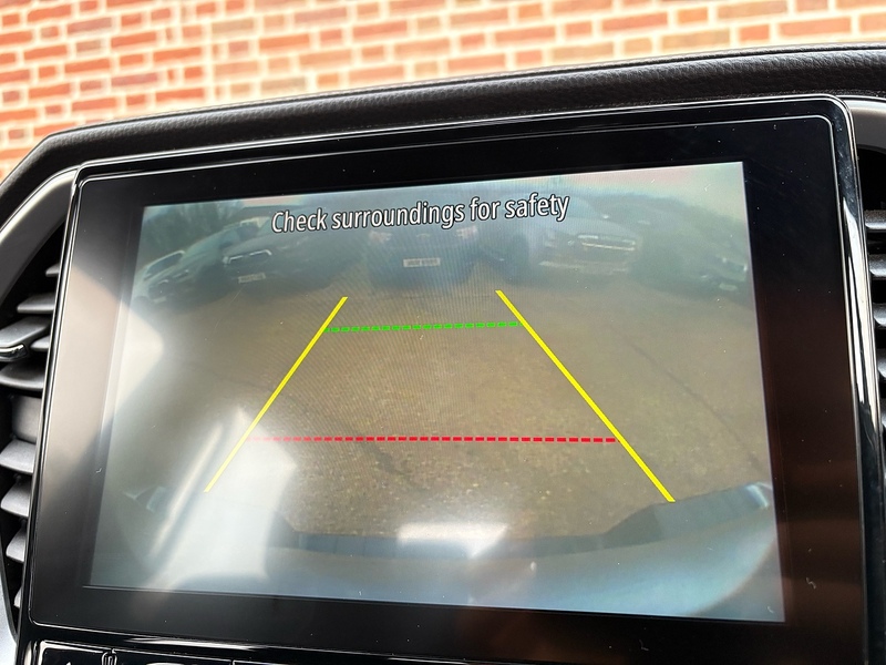 Isuzu 1.9 TD V-Cross Pickup Double Cab 4dr Diesel Auto 4WD Euro 6 (s/s) (164 ps)