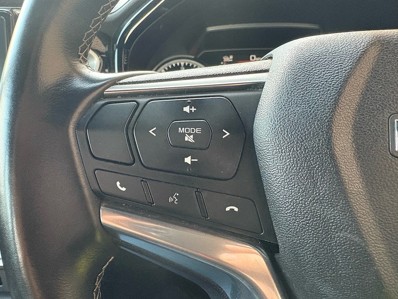 Isuzu 1.9 TD V-Cross Pickup Double Cab 4dr Diesel Auto 4WD Euro 6 (s/s) (164 ps)