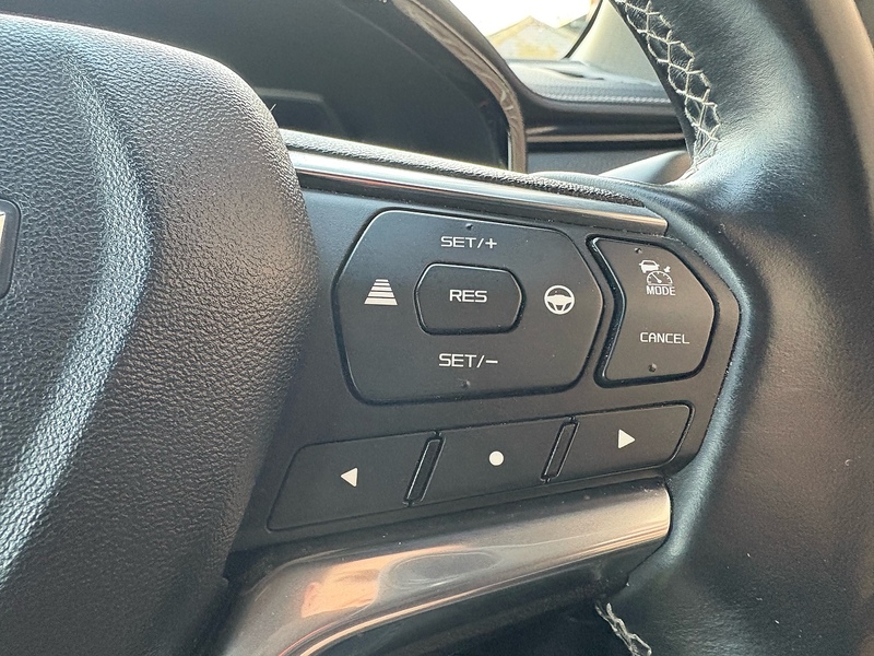 Isuzu 1.9 TD V-Cross Pickup Double Cab 4dr Diesel Auto 4WD Euro 6 (s/s) (164 ps)