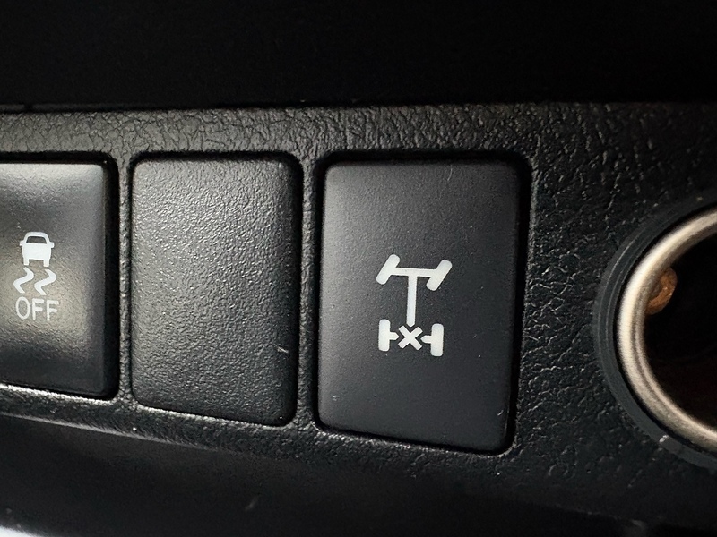 Toyota 2.4 D-4D Active Extra Pickup Extended Cab 4dr Diesel Manual 4WD Euro 6 (s/s) (150 ps)