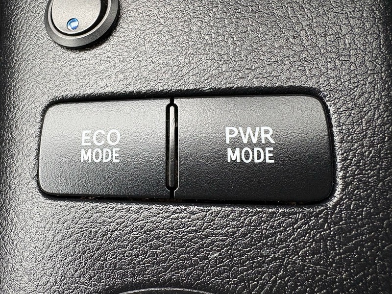 Toyota 2.4 D-4D Active Extra Pickup Extended Cab 4dr Diesel Manual 4WD Euro 6 (s/s) (150 ps)