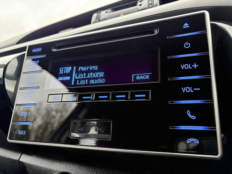 Toyota 2.4 D-4D Active Extra Pickup Extended Cab 4dr Diesel Manual 4WD Euro 6 (s/s) (150 ps)