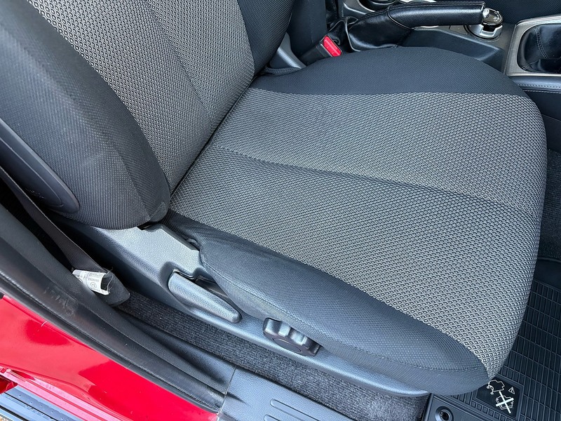 Mitsubishi 2.2 DI-D DC Warrior Pickup Double Cab 4dr Diesel Manual 4WD Euro 6 (s/s) (150 ps)