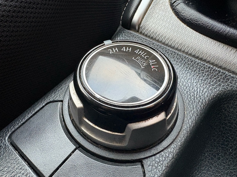 Mitsubishi 2.2 DI-D DC Warrior Pickup Double Cab 4dr Diesel Manual 4WD Euro 6 (s/s) (150 ps)