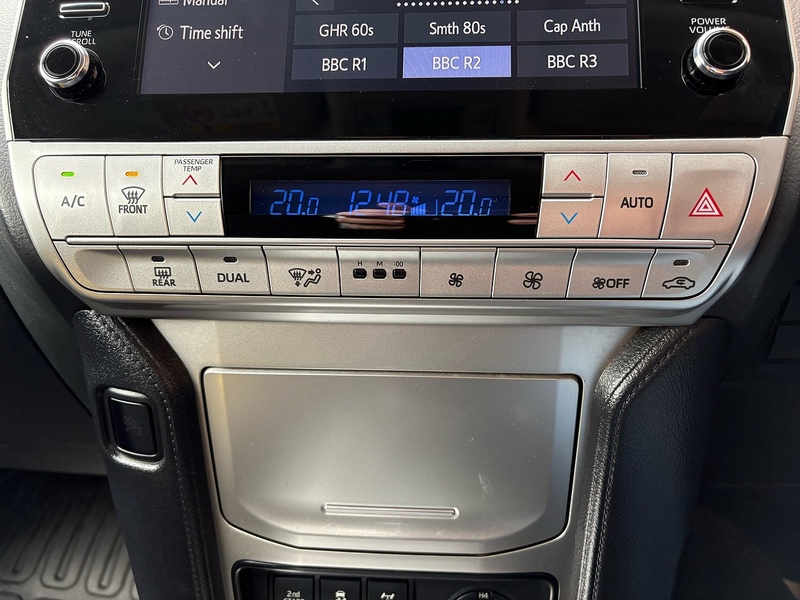 Toyota 2.8D Active (Navi) Panel Van 3dr Diesel Auto 4WD SWB Euro 6 (s/s) (204 ps)