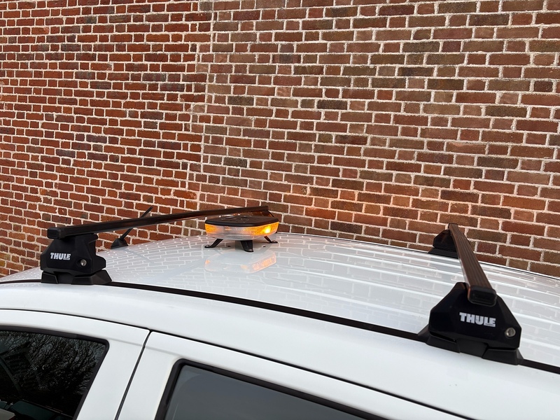 Mitsubishi DI-D DC 4Life Pickup 2.4 Manual Diesel