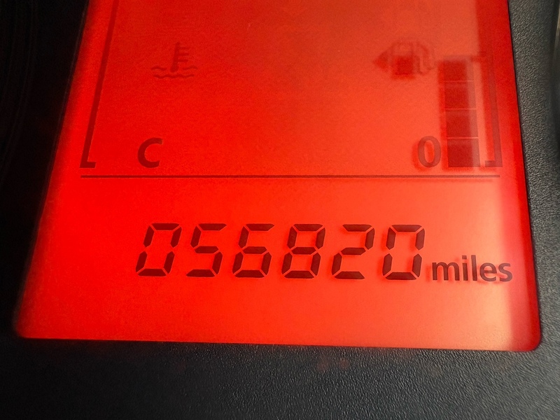 Mitsubishi DI-D DC 4Life Pickup 2.4 Manual Diesel