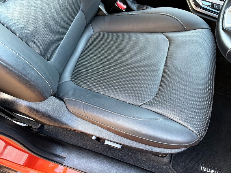 Isuzu 1.9 TD DL40 Pickup Double Cab 4dr Diesel Auto 4WD Euro 6 (s/s) (164 ps)