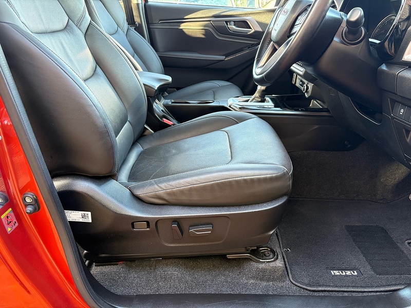 Isuzu 1.9 TD DL40 Pickup Double Cab 4dr Diesel Auto 4WD Euro 6 (s/s) (164 ps)