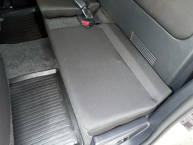 Toyota 2.4 D-4D Active Extra Pickup Extended Cab 4dr Diesel Manual 4WD Euro 6 (s/s) (150 ps)