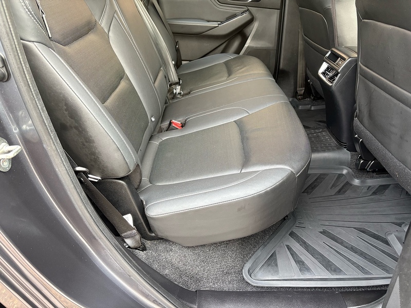 Isuzu 1.9 TD V-Cross Pickup Double Cab 4dr Diesel Manual 4WD Euro 6 (s/s) (164 ps)