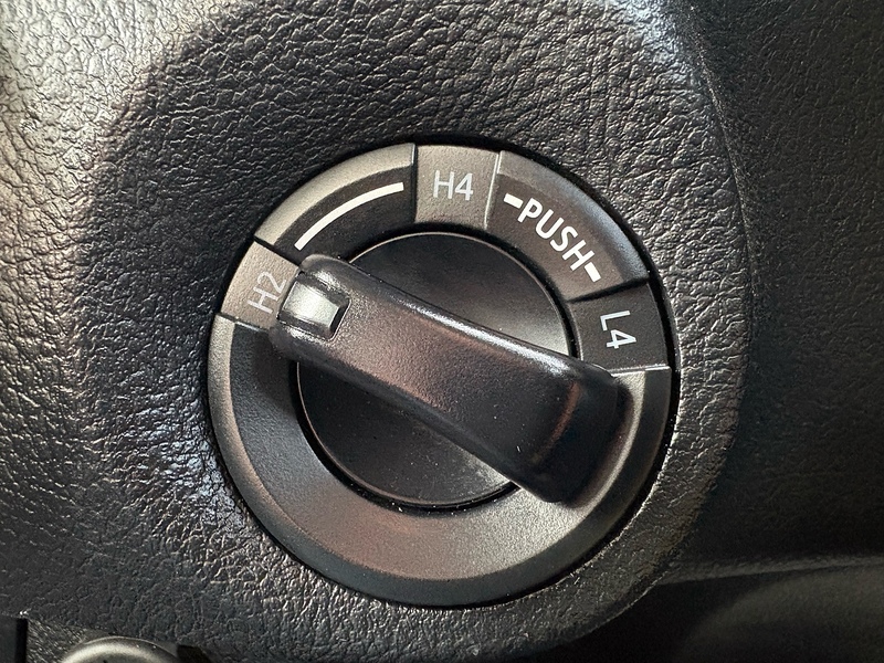 Toyota 2.4 D-4D Active Pickup Double Cab 4dr Diesel Manual 4WD Euro 6 (s/s) (150 ps)