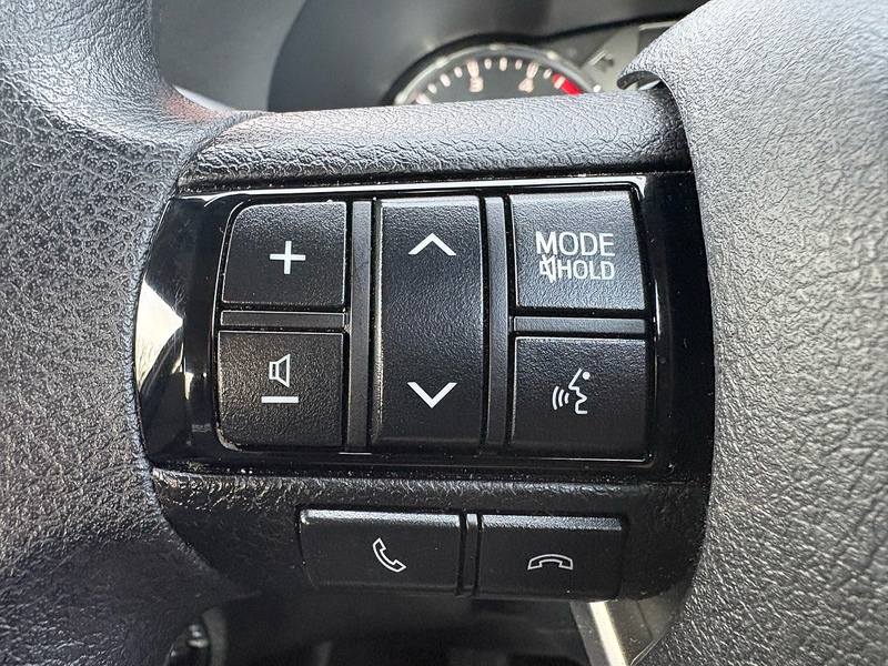 Toyota 2.4 D-4D Active Pickup Double Cab 4dr Diesel Manual 4WD Euro 6 (s/s) (150 ps)