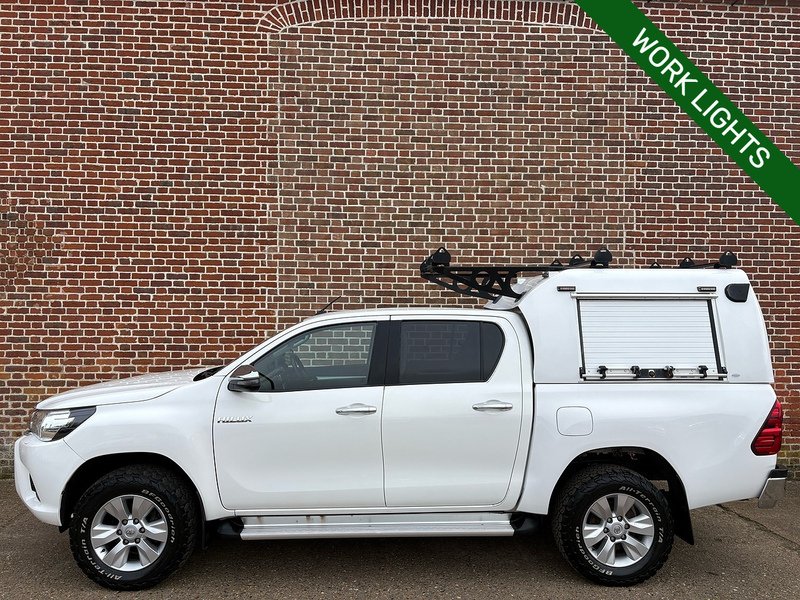 Toyota 2.4 D-4D Icon Pickup Double Cab 4dr Diesel Manual 4WD Euro 6 (TSS, 3.5t) (150 ps)
