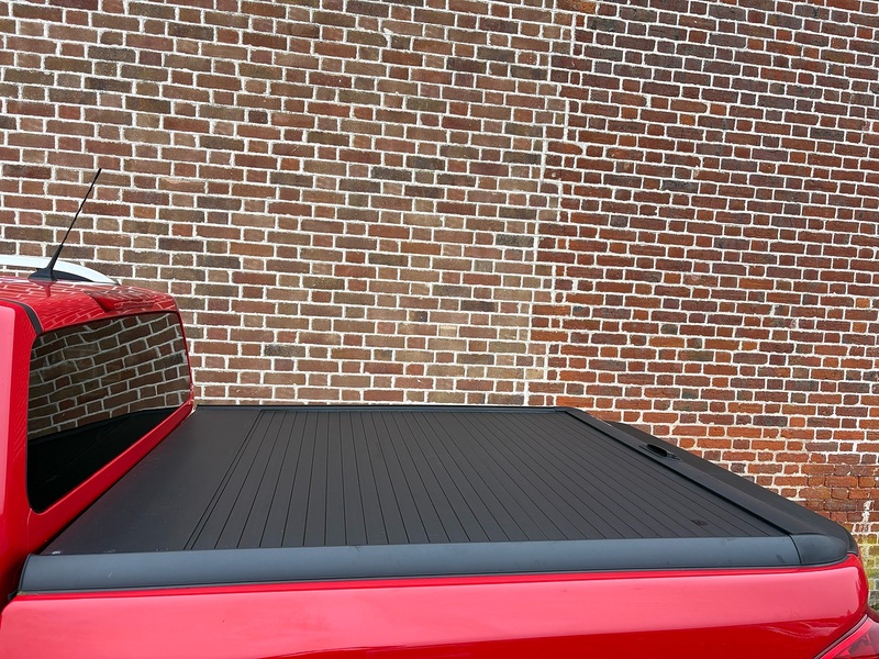 Nissan 2.3 dCi Tekna Pickup Double Cab 4dr Diesel Manual 4WD Euro 6 (190 ps)