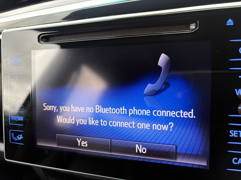 Toyota 2.4 D-4D Invincible X Pickup Double Cab 4dr Diesel Auto 4WD Euro 6 (s/s) (TSS) (150 ps)