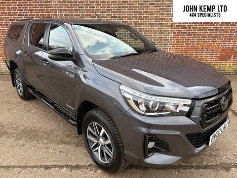 2.4 D-4D Invincible X Pickup Double Cab 4dr Diesel Auto 4WD Euro 6 (s/s) (TSS) (150 ps)