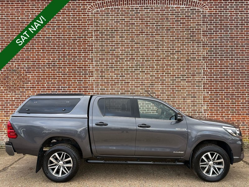 Toyota 2.4 D-4D Invincible X Pickup Double Cab 4dr Diesel Auto 4WD Euro 6 (s/s) (TSS) (150 ps)