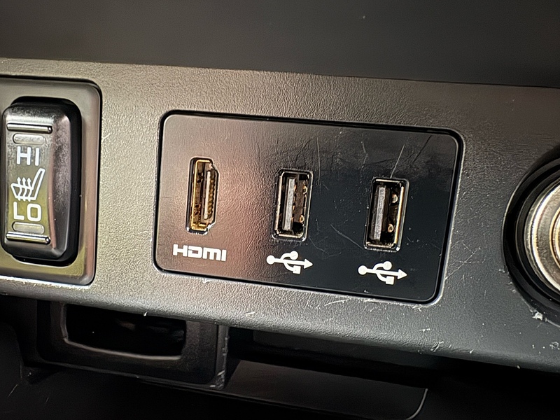 Mitsubishi 2.2 DI-D DC Barbarian Pickup Double Cab 4dr Diesel Auto 4WD Euro 6 (s/s) (150 ps)