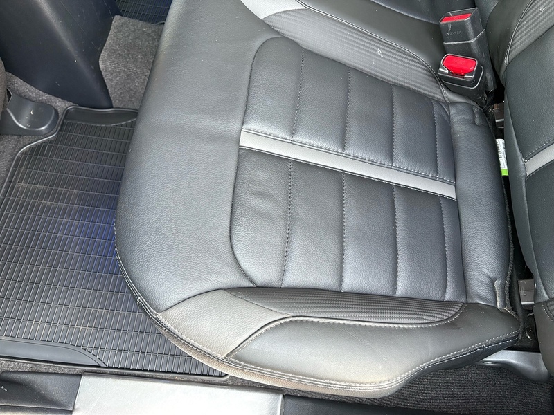 Mitsubishi 2.4 DI-D DC Barbarian Pickup Double Cab 4dr Diesel Manual 4WD Euro 6 (178 ps)