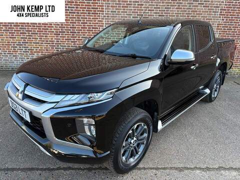 2.2 DI-D DC Barbarian X Pickup Double Cab 4dr Diesel Auto 4WD Euro 6 (s/s) (150 ps)