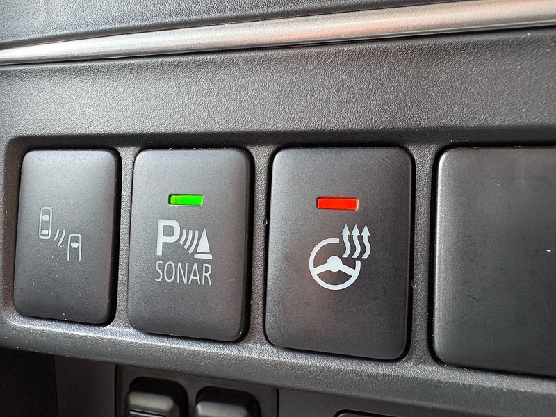 Mitsubishi 2.2 DI-D DC Barbarian X Pickup Double Cab 4dr Diesel Auto 4WD Euro 6 (s/s) (150 ps)