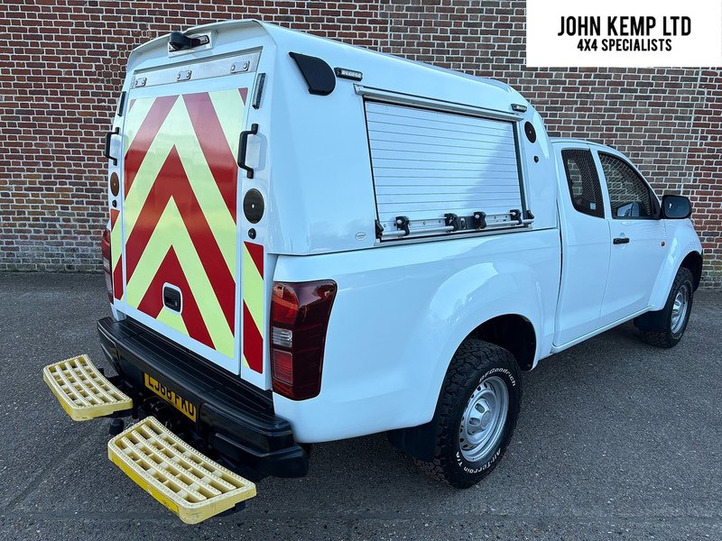 Isuzu 1.9 TD Utility Pickup Extended Cab 2dr Diesel Manual 4WD Euro 6 (164 ps)