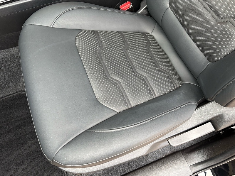 Isuzu 1.9 TD V-Cross Pickup Double Cab 4dr Diesel Auto 4WD Euro 6 (s/s) (164 ps)