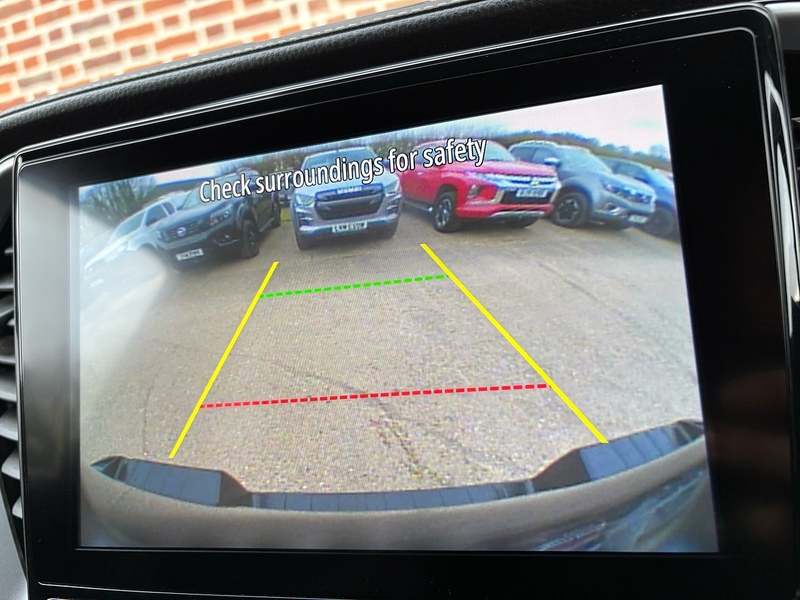 Isuzu 1.9 TD V-Cross Pickup Double Cab 4dr Diesel Auto 4WD Euro 6 (s/s) (164 ps)