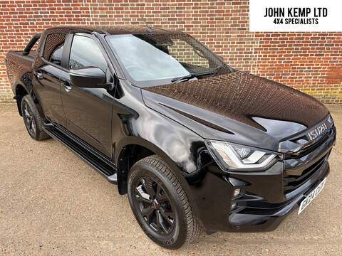 1.9 TD V-Cross Pickup Double Cab 4dr Diesel Auto 4WD Euro 6 (s/s) (164 ps)