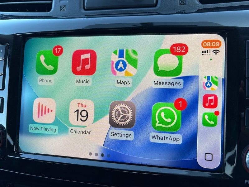 Nissan 2.3 dCi N-Guard Pickup Double Cab 4dr Diesel Auto 4WD Euro 6 (190 ps)