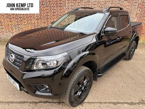 2.3 dCi N-Guard Pickup Double Cab 4dr Diesel Auto 4WD Euro 6 (190 ps)