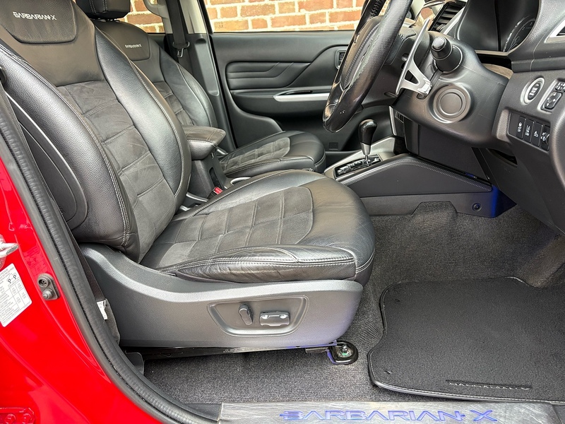 Mitsubishi 2.2 DI-D DC Barbarian X Pickup Double Cab 4dr Diesel Auto 4WD Euro 6 (s/s) (150 ps)