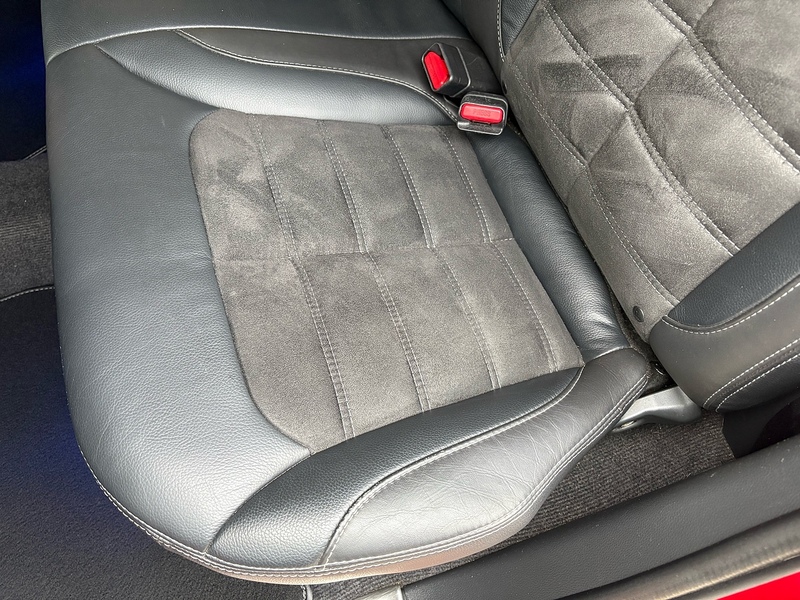 Mitsubishi 2.2 DI-D DC Barbarian X Pickup Double Cab 4dr Diesel Auto 4WD Euro 6 (s/s) (150 ps)