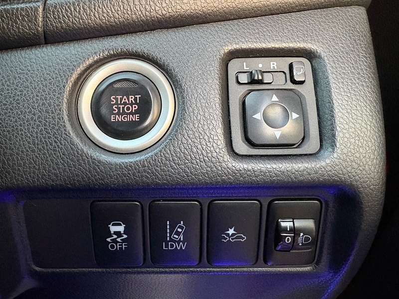 Mitsubishi 2.2 DI-D DC Barbarian X Pickup Double Cab 4dr Diesel Auto 4WD Euro 6 (s/s) (150 ps)