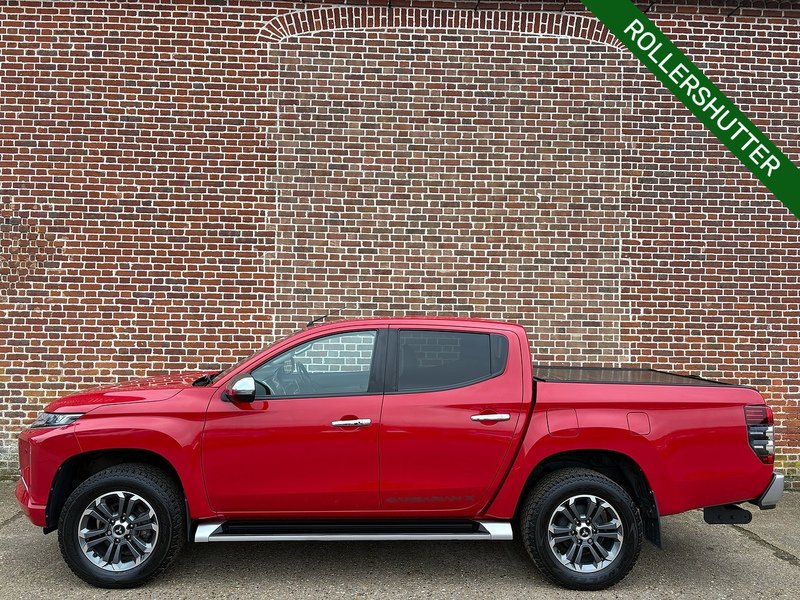 Mitsubishi 2.2 DI-D DC Barbarian X Pickup Double Cab 4dr Diesel Auto 4WD Euro 6 (s/s) (150 ps)