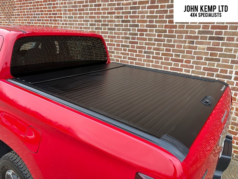 Mitsubishi 2.2 DI-D DC Barbarian X Pickup Double Cab 4dr Diesel Auto 4WD Euro 6 (s/s) (150 ps)