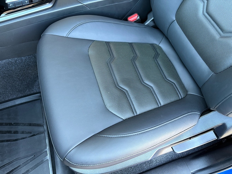 Isuzu 1.9 TD DL40 Pickup Double Cab 4dr Diesel Auto 4WD Euro 6 (s/s) (164 ps)