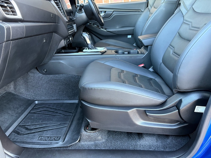 Isuzu 1.9 TD DL40 Pickup Double Cab 4dr Diesel Auto 4WD Euro 6 (s/s) (164 ps)