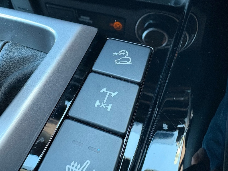 Isuzu 1.9 TD DL40 Pickup Double Cab 4dr Diesel Auto 4WD Euro 6 (s/s) (164 ps)