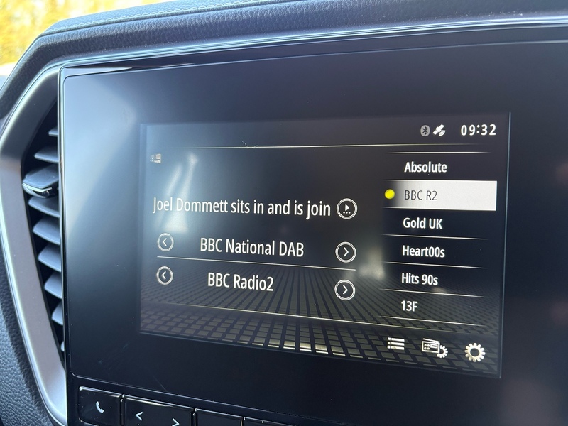 Isuzu 1.9 TD DL40 Pickup Double Cab 4dr Diesel Auto 4WD Euro 6 (s/s) (164 ps)