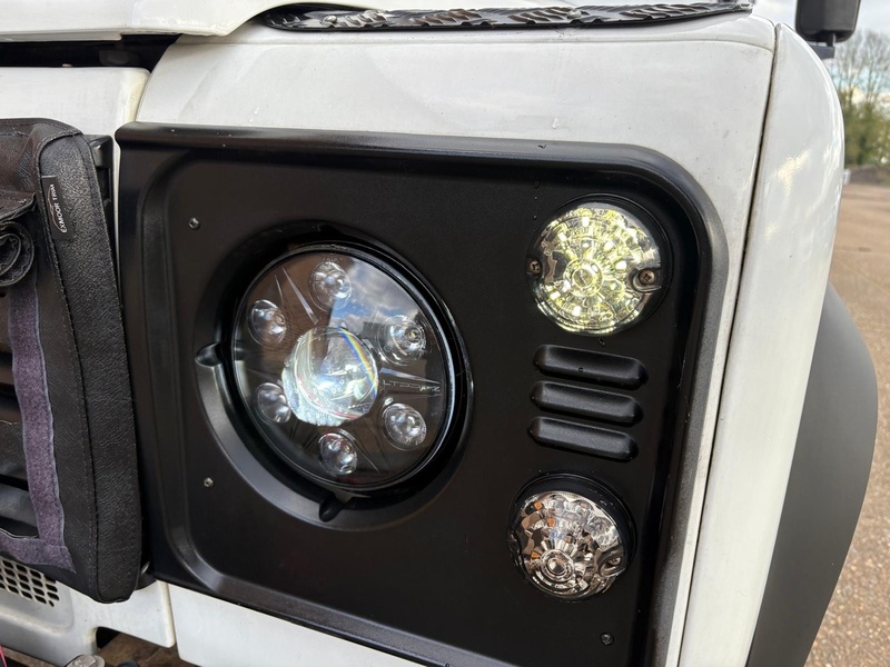 Land Rover Td Hard Top Panel Van 2.2 Manual Diesel